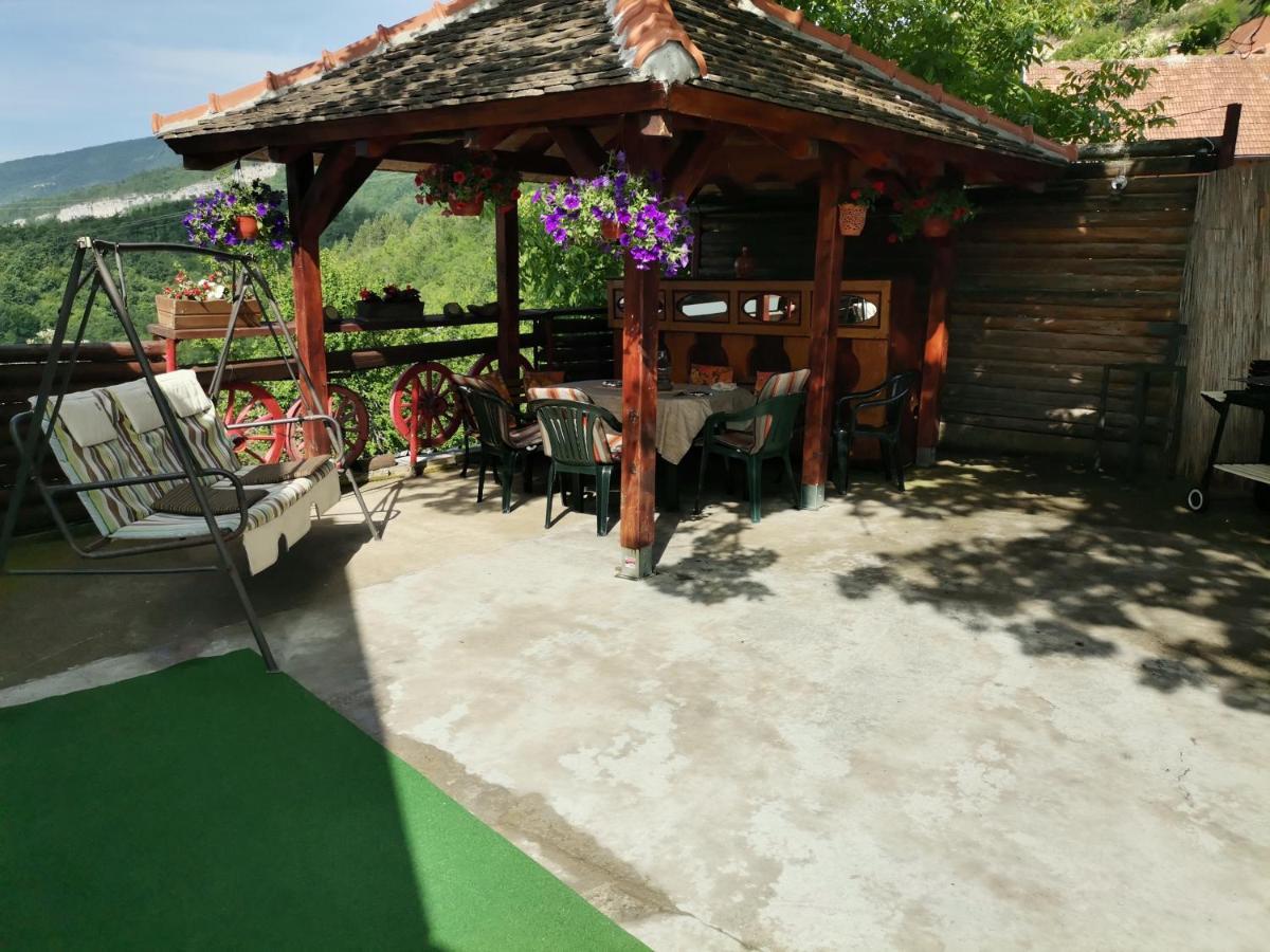 Tri Bagrema Km Lägenhet Mokra Gora Exteriör bild
